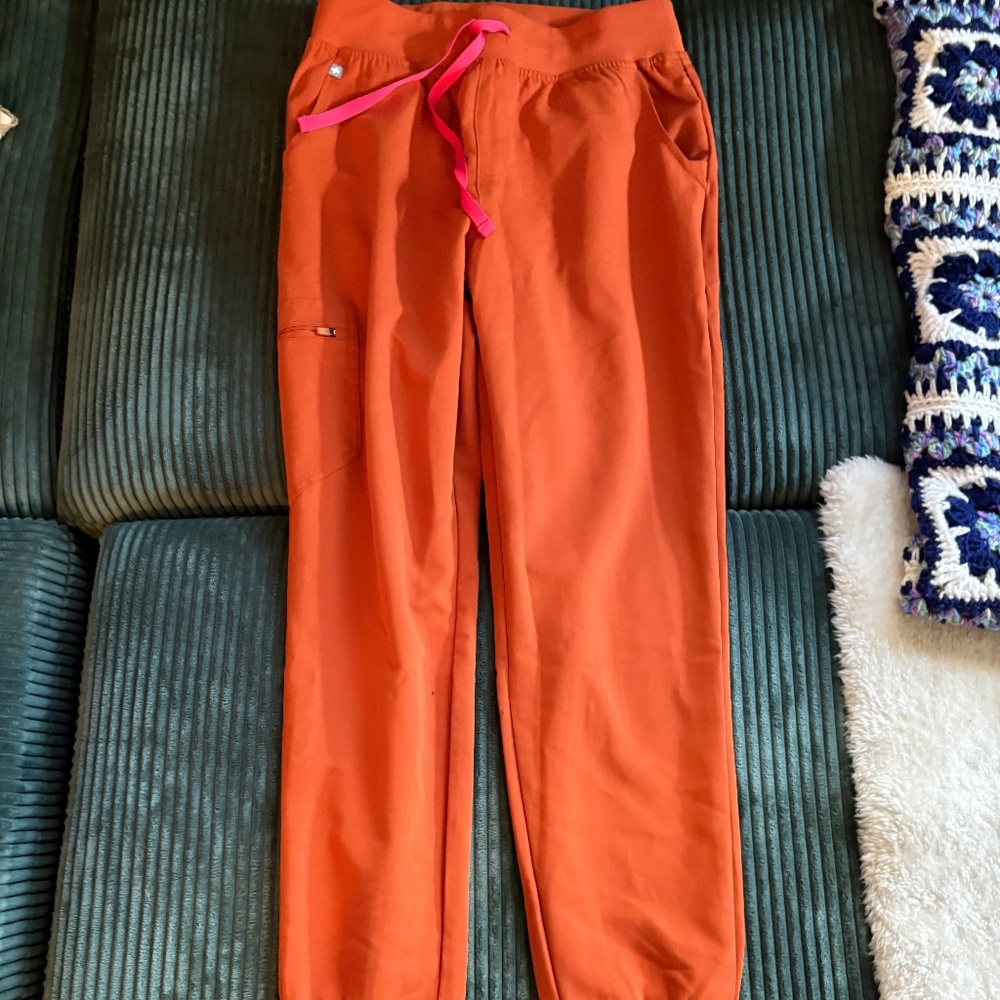 NWT Dirty Chai Figs HW Zamora Joggers M/R